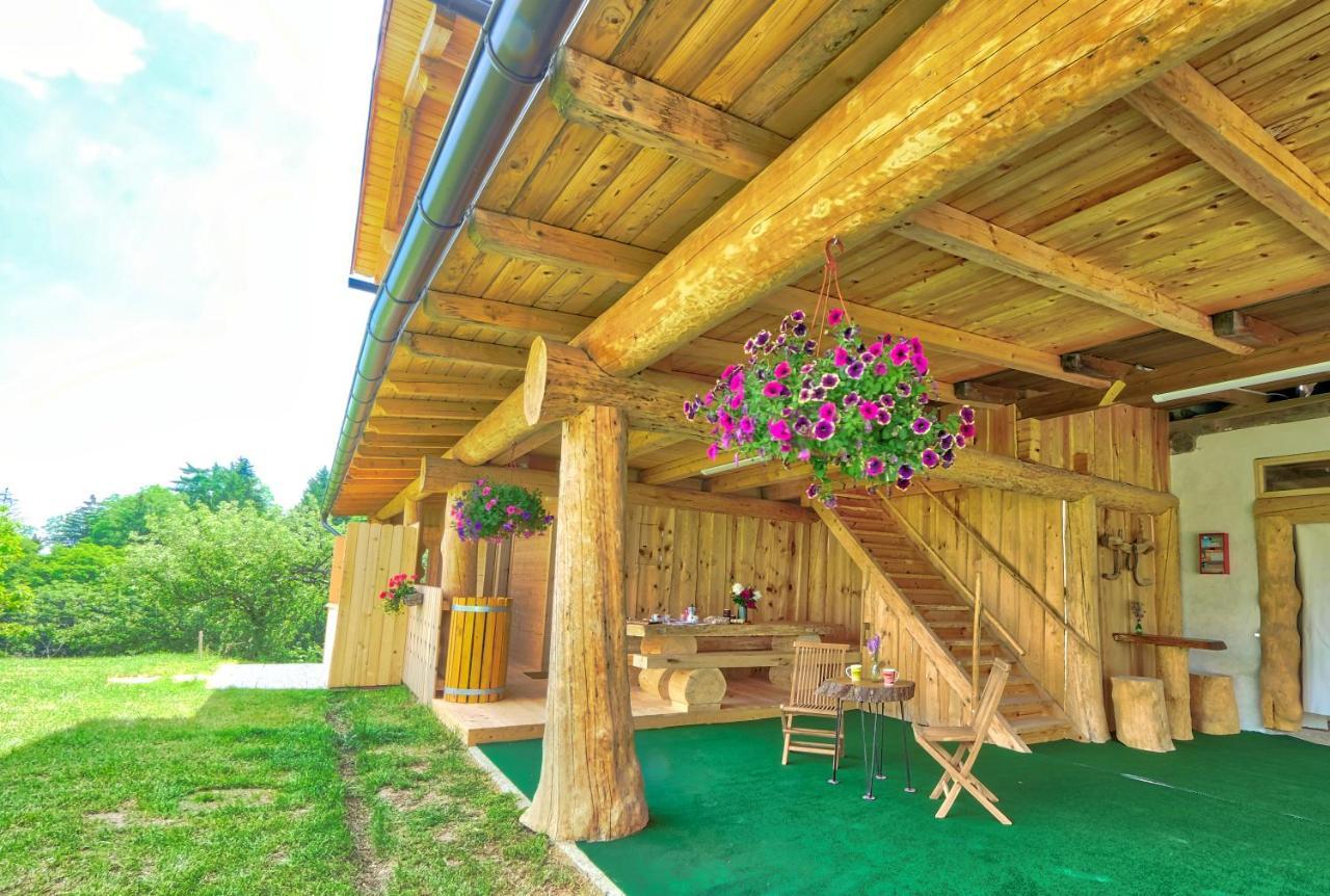 Отель Glamping Brodej Vitanje Экстерьер фото