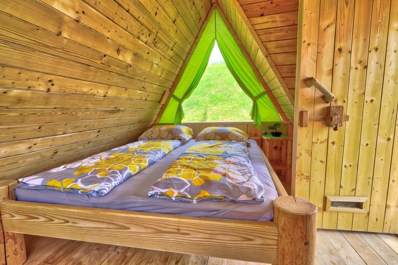 Отель Glamping Brodej Vitanje Экстерьер фото